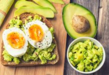 Skuteczne odchudzanie: Co jeść na śniadanie żeby schudnąć?