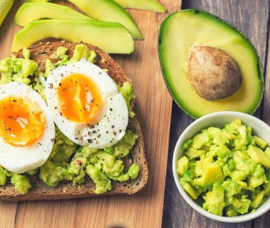Skuteczne odchudzanie: Co jeść na śniadanie żeby schudnąć?