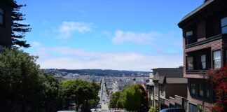 Czy w lombardzie można sprzedać stare monety?