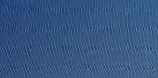 Jaka moskitiera szara czy czarna?