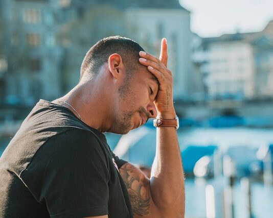 Jakie nakrycie głowy na upały? Jakie nakrycie głowy na upały?